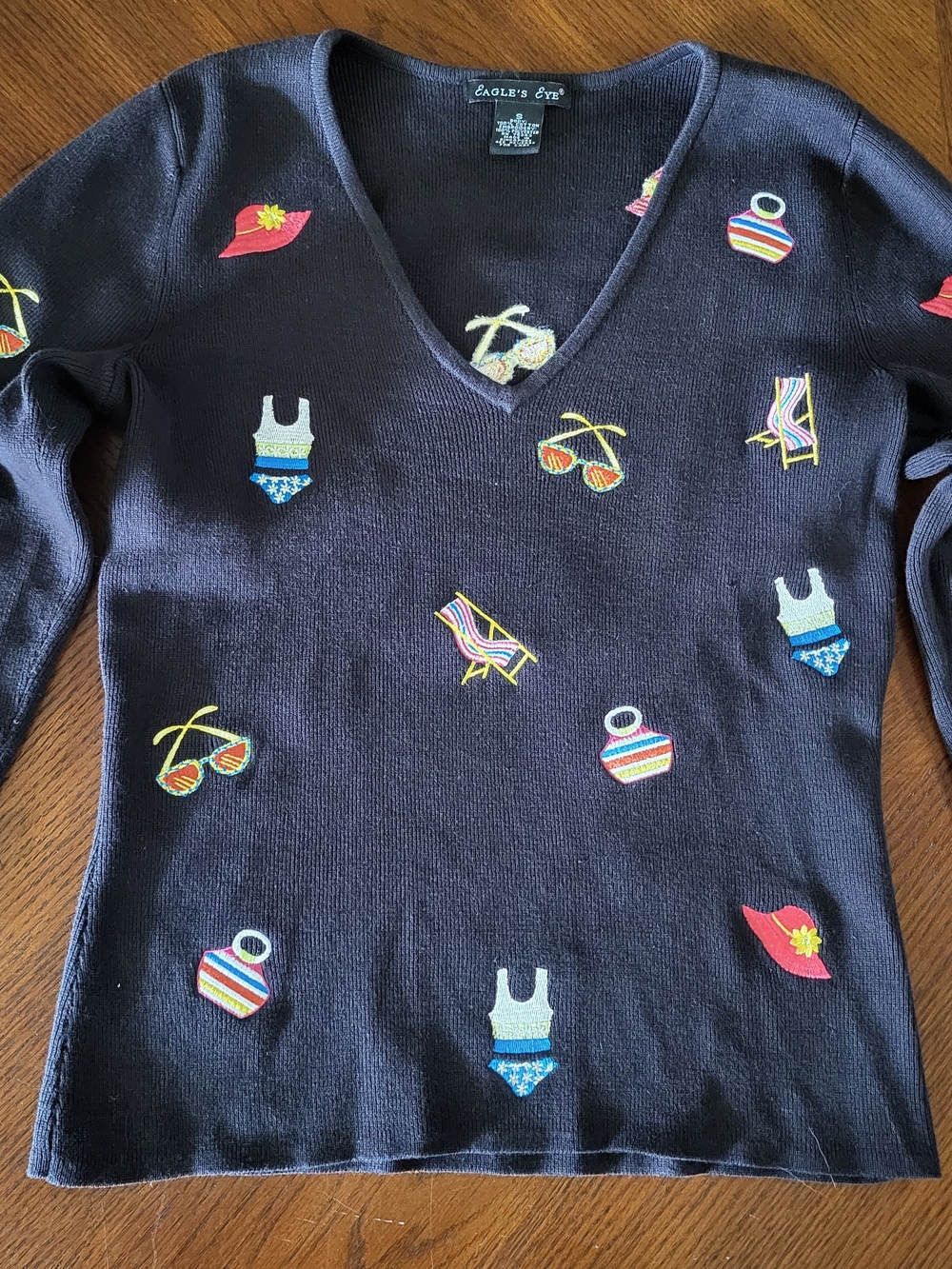Vintage Eagle’s Eye Embroidered Beach Sweater S